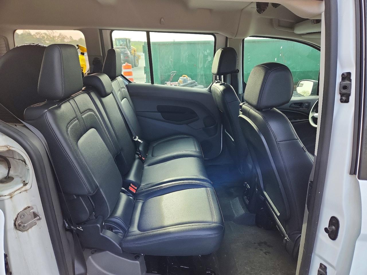 FORD TRANSIT CONNECT 2022 — 12