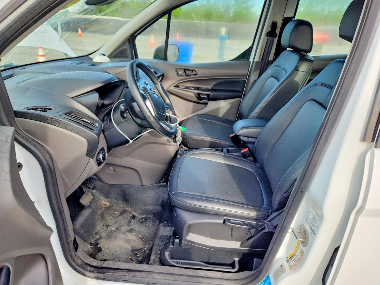 FORD TRANSIT CONNECT 2022 — 8