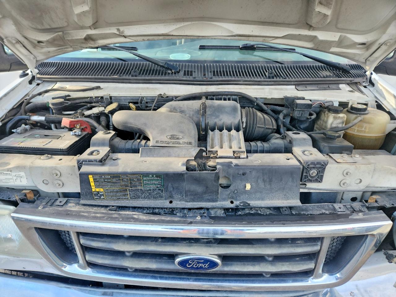 FORD ECONOLINE 2006 — 12
