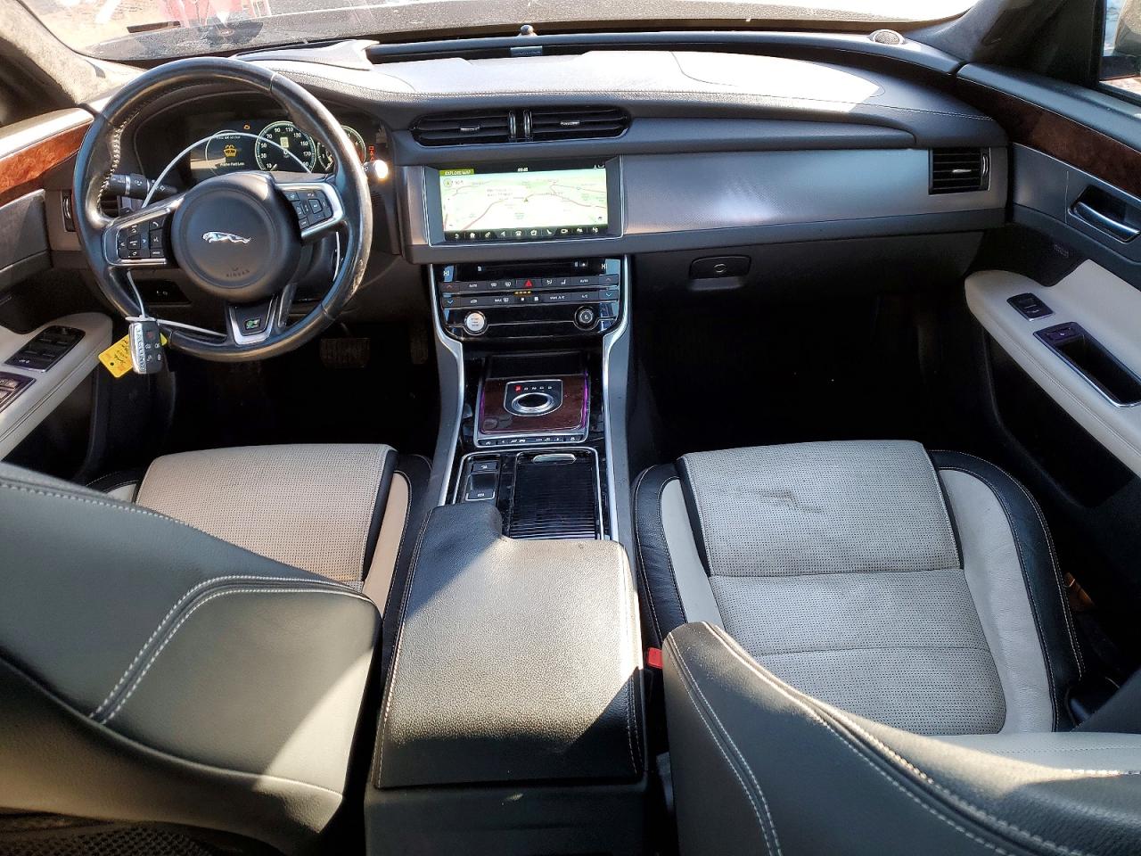 JAGUAR XF 2017 — 9