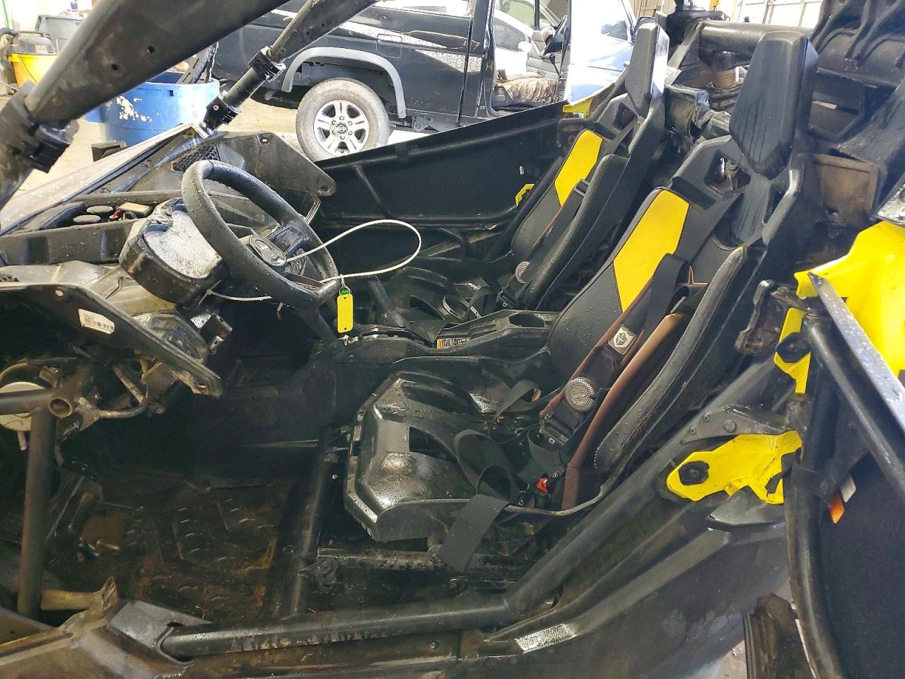 CAN-AM MAVERICK X3 2019 — 8