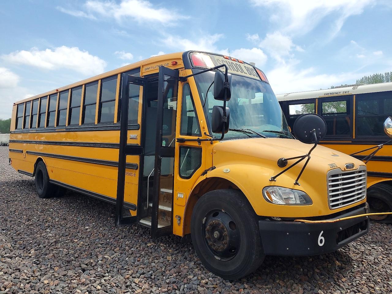 2012 THOMAS SAF-T-LINER C2