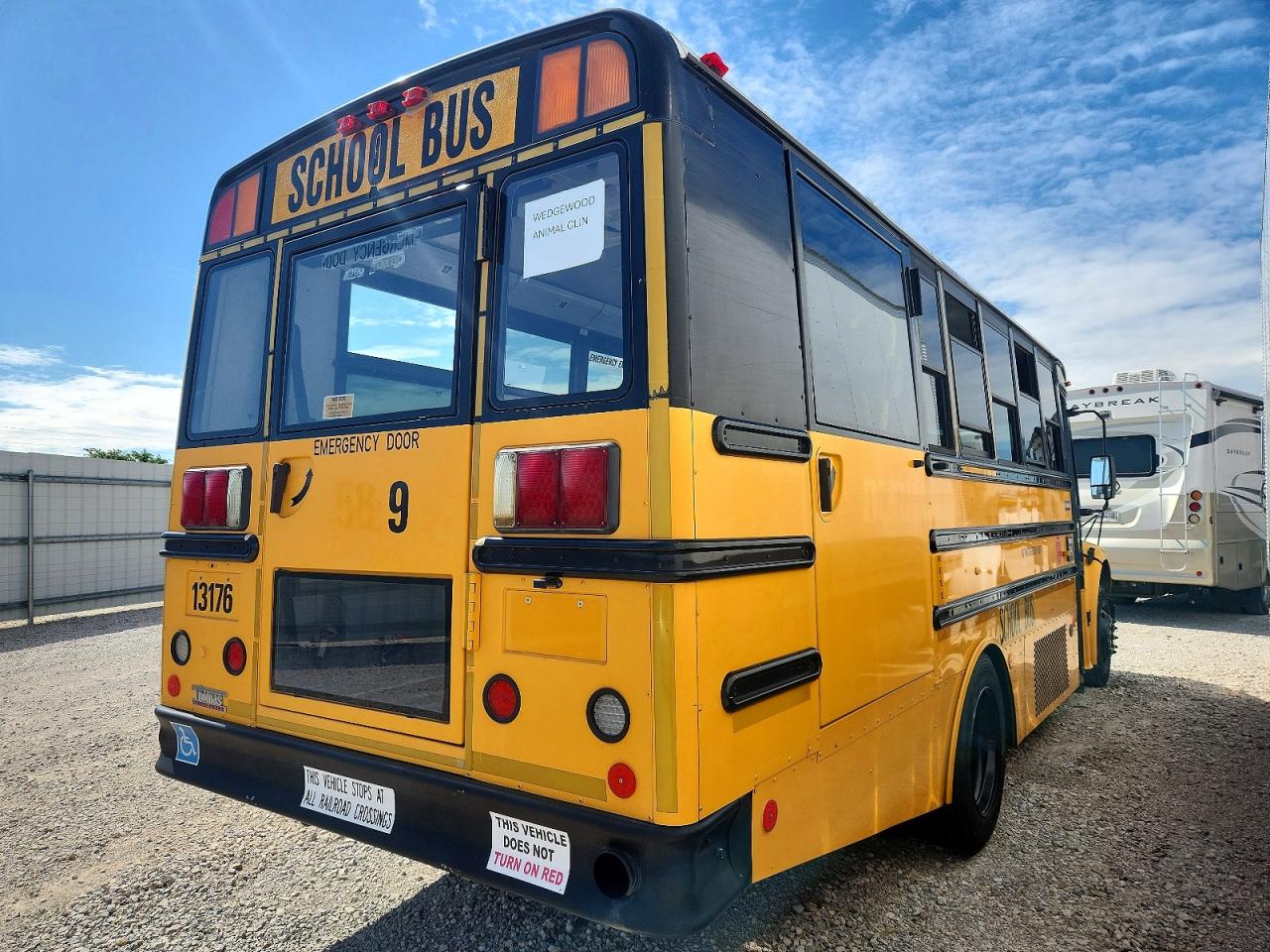2007 THOMAS SAF-T-LINER C2