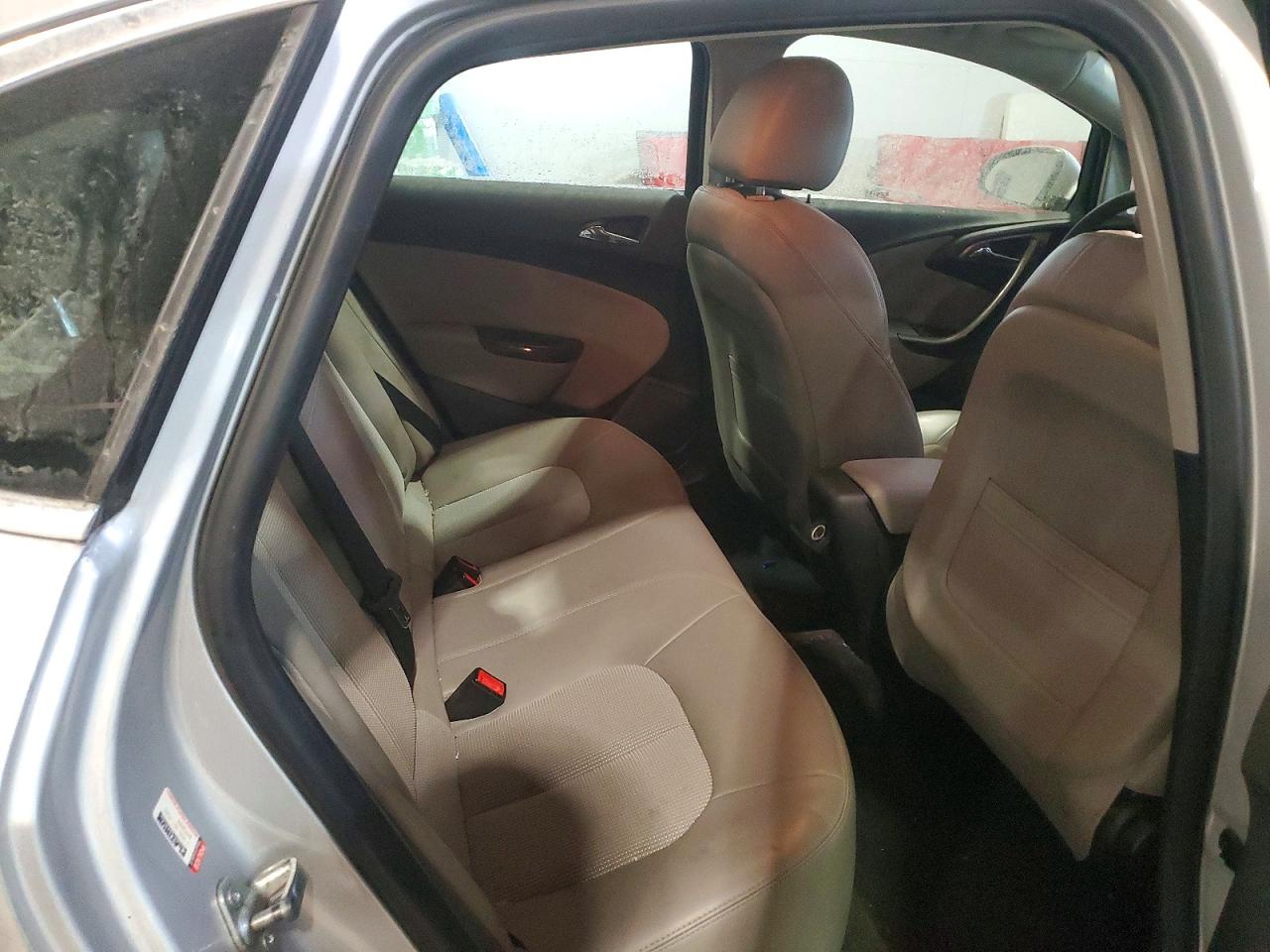 BUICK VERANO 2013 — 11