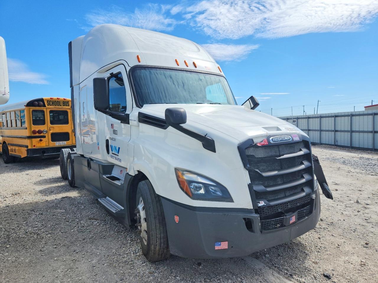 2019 FREIGHTLINER CASCADIA