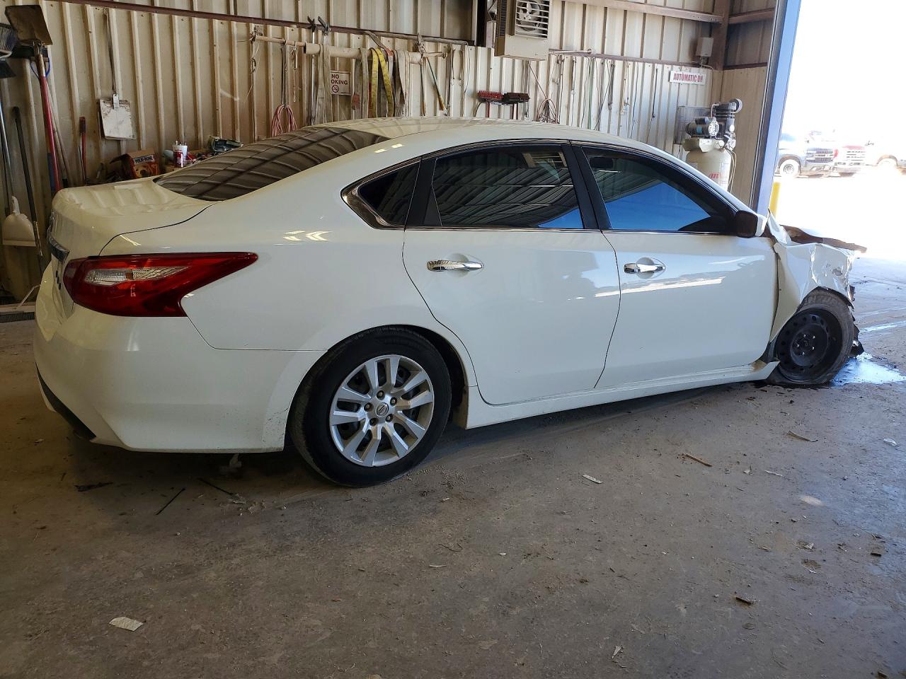 NISSAN ALTIMA 2017 — 3