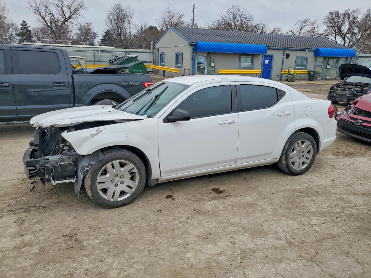 2013 DODGE AVENGER SE