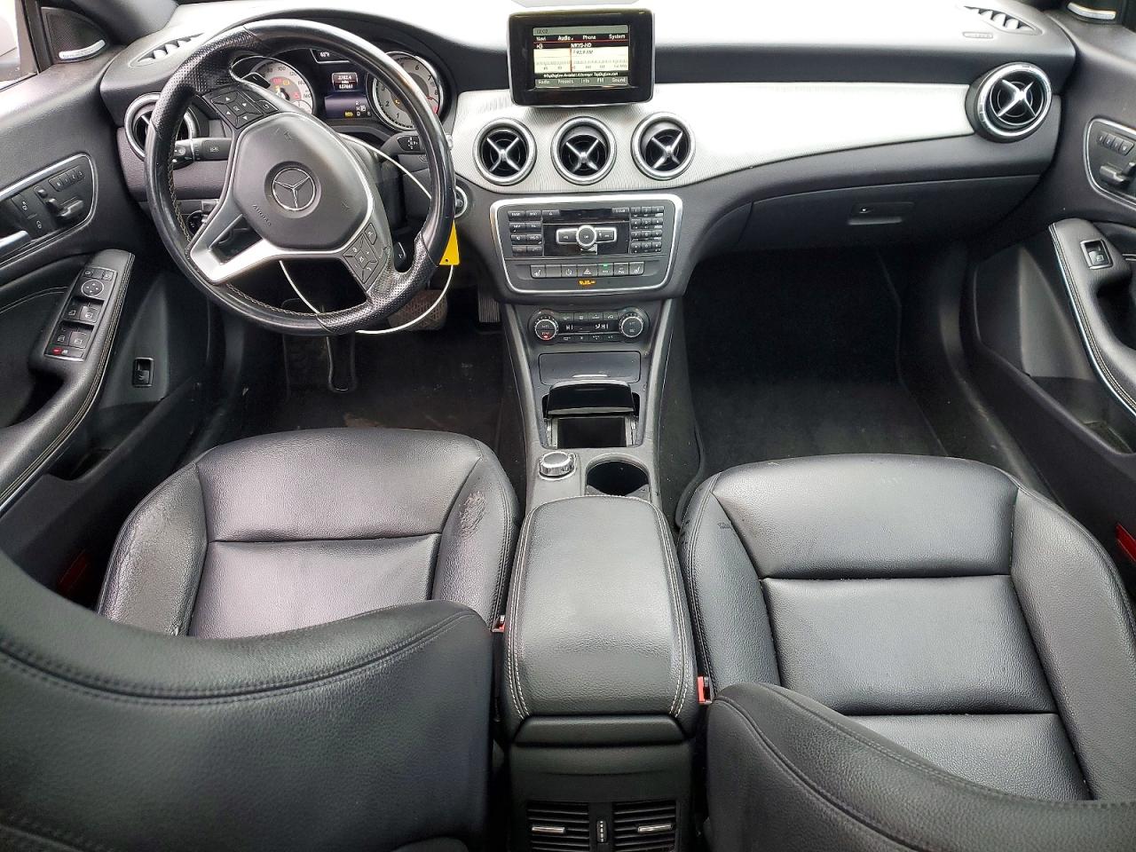 MERCEDES-BENZ CLA 2014 — 9