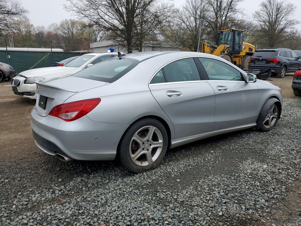 MERCEDES-BENZ CLA 2014 — 4