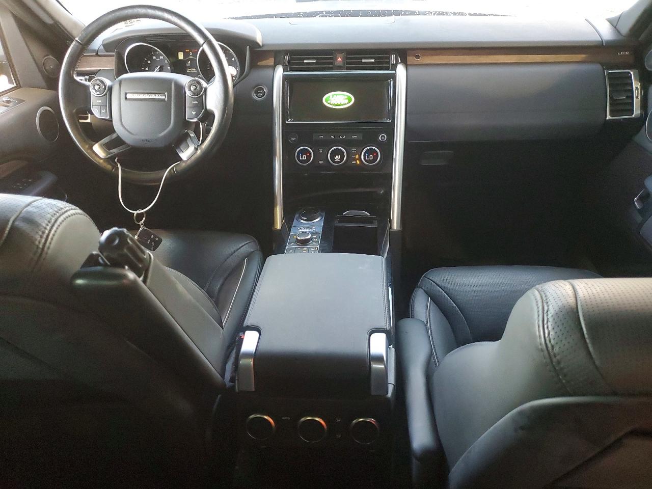LAND ROVER DISCOVERY 2017 — 9