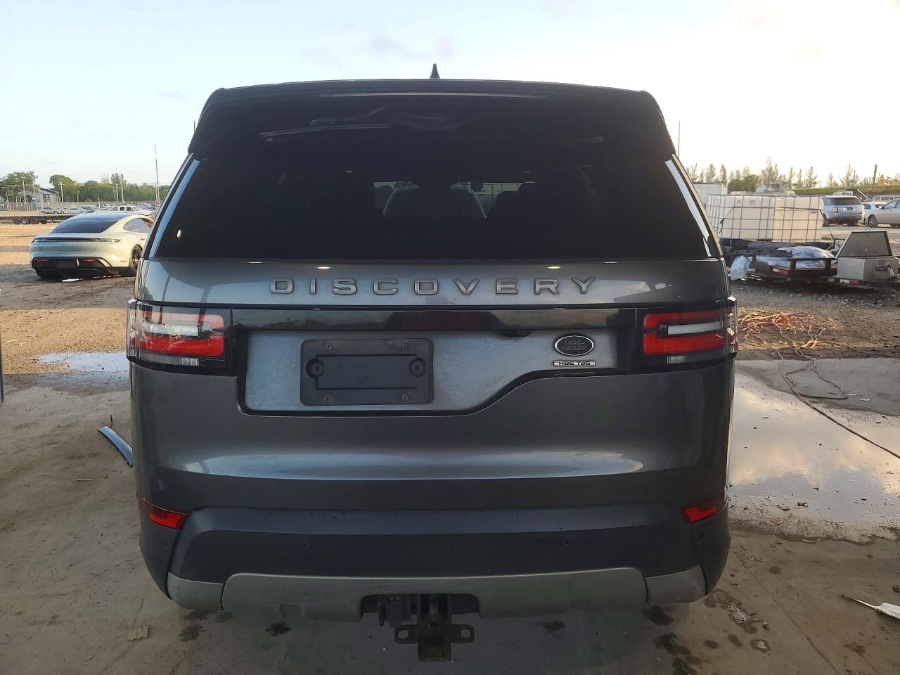 LAND ROVER DISCOVERY 2017 — 7