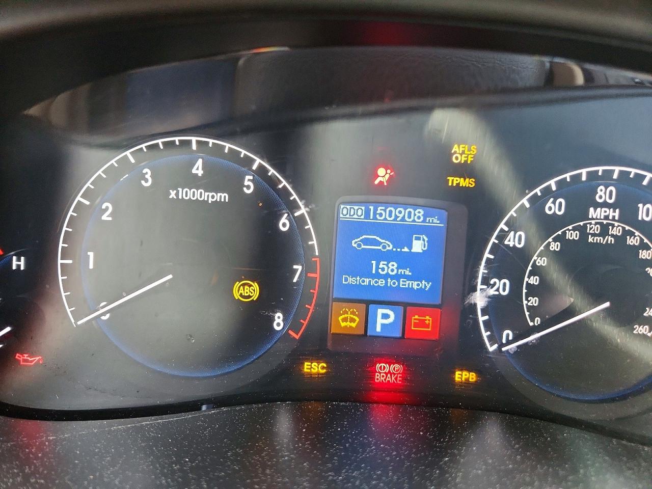HYUNDAI GENESIS 2011 — 10