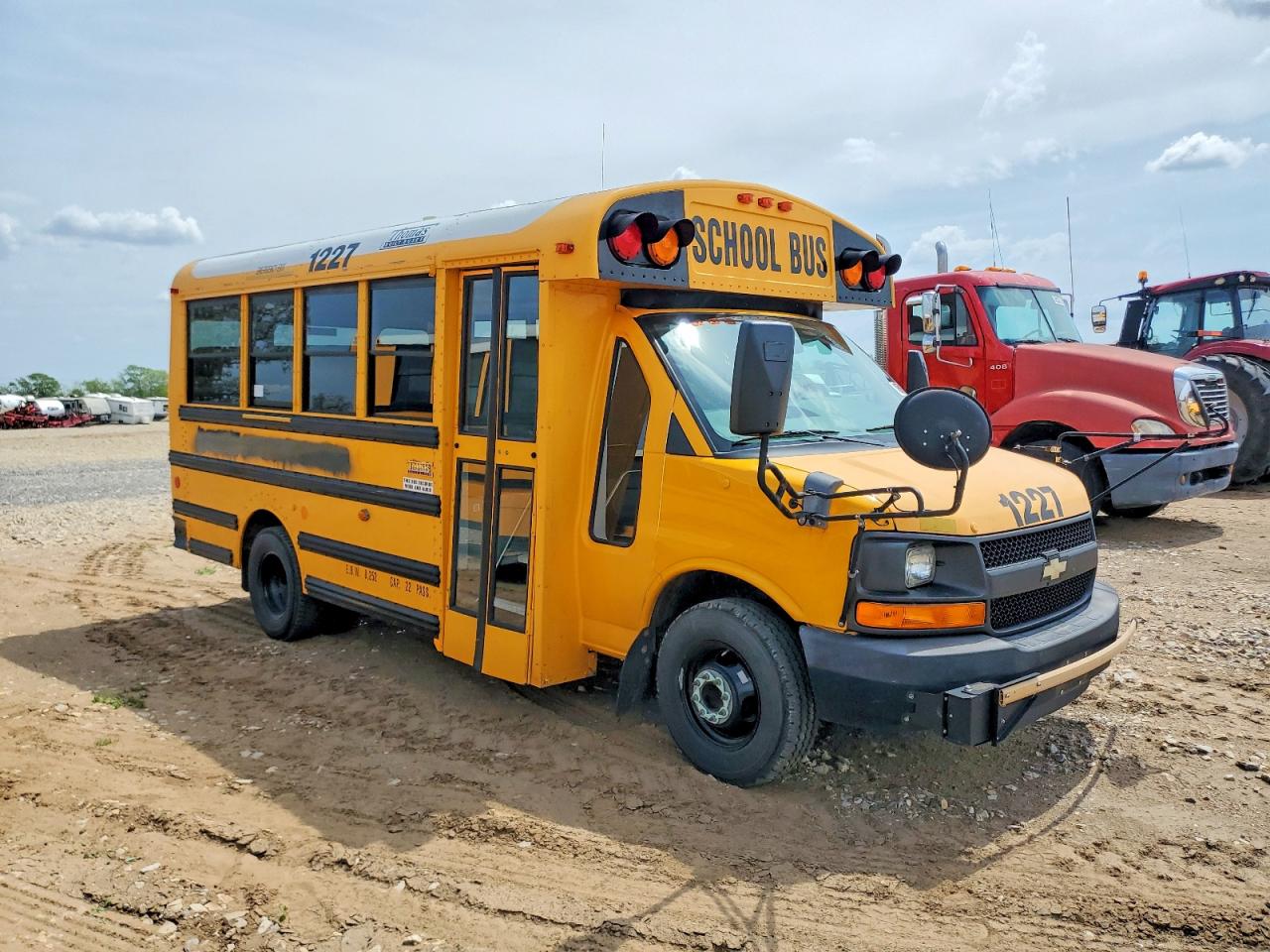 2011 THOMAS MINOTOUR G3500