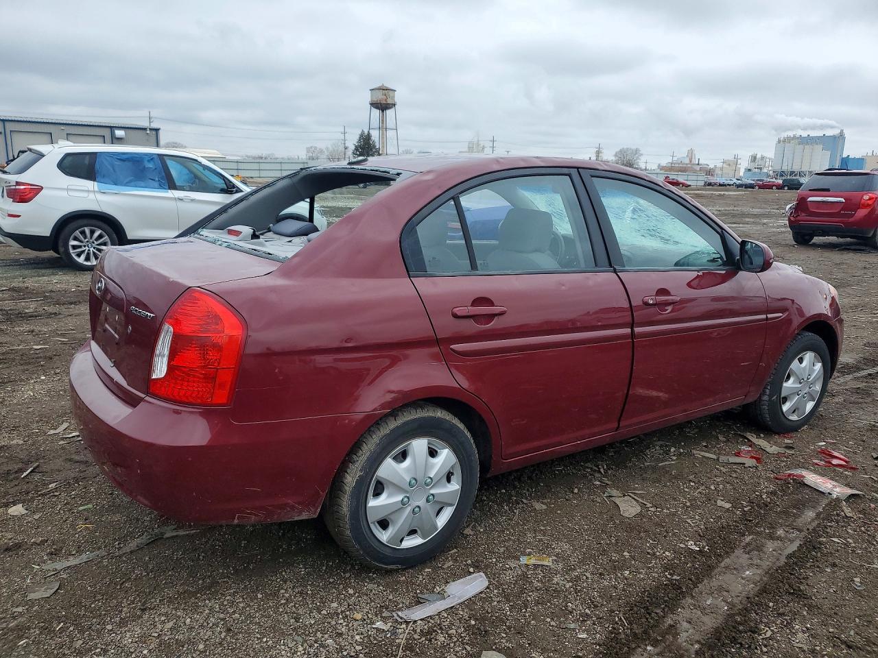 HYUNDAI ACCENT 2010 — 4
