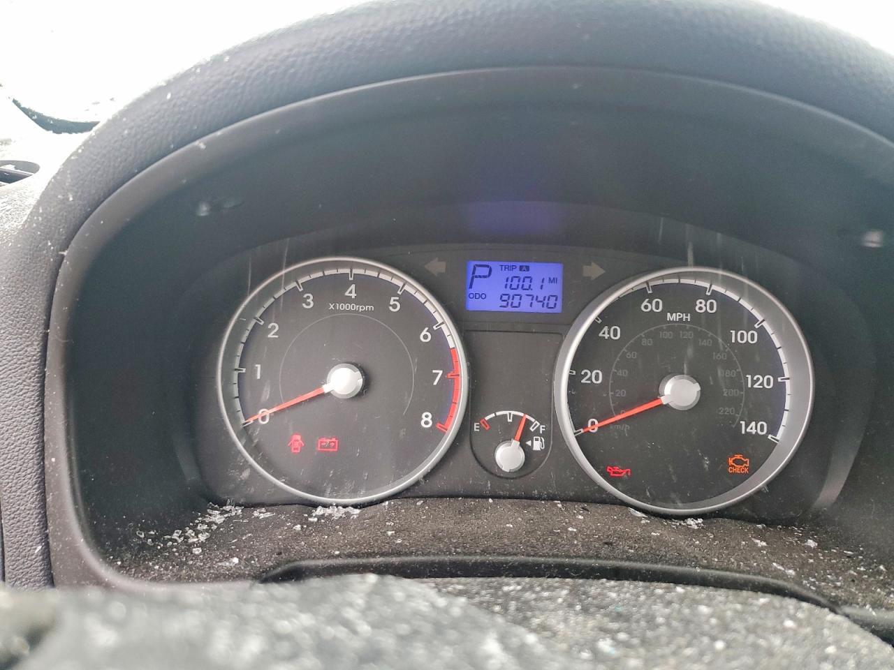 HYUNDAI ACCENT 2010 — 10