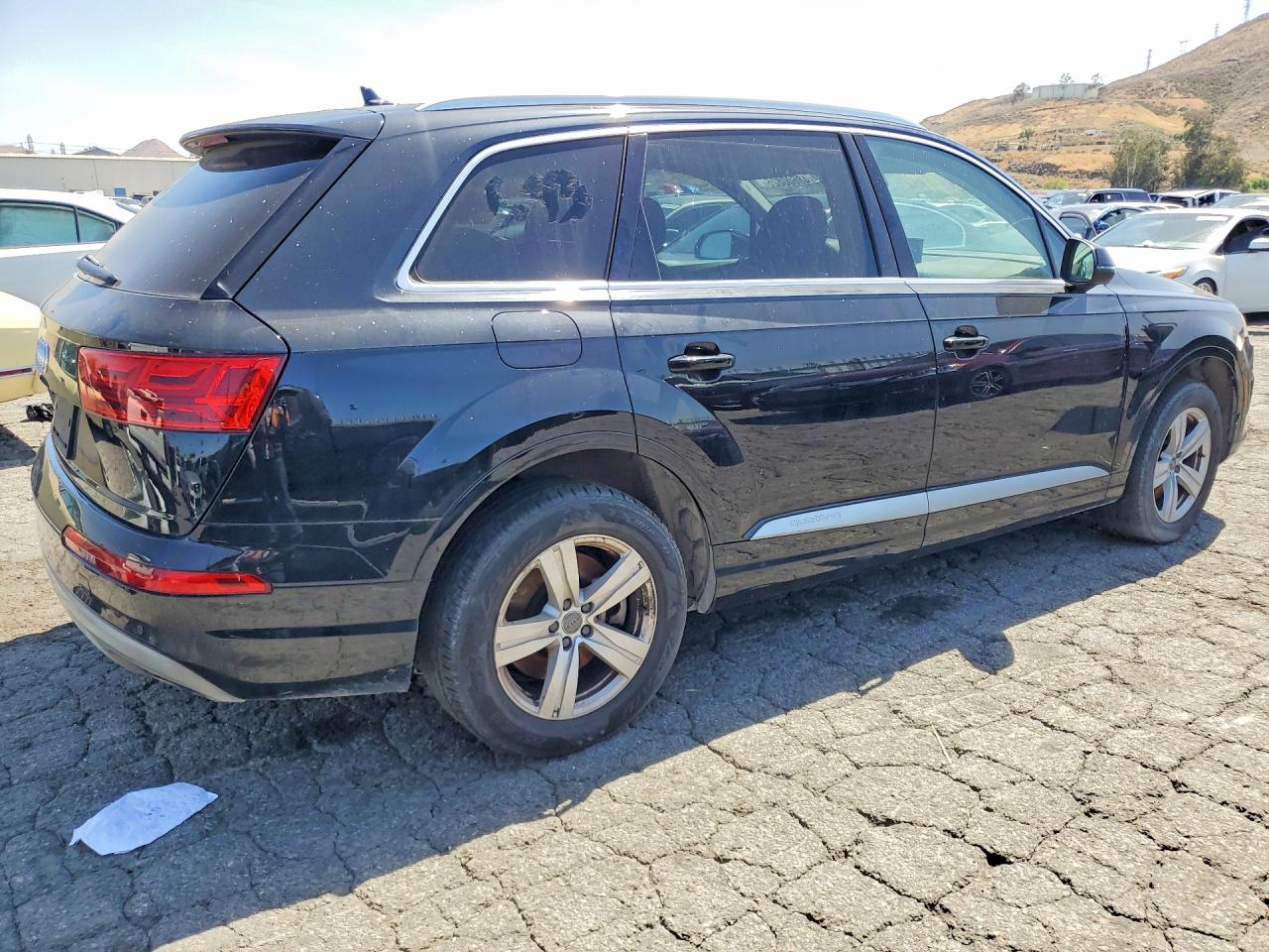 AUDI Q7 2019 — 4