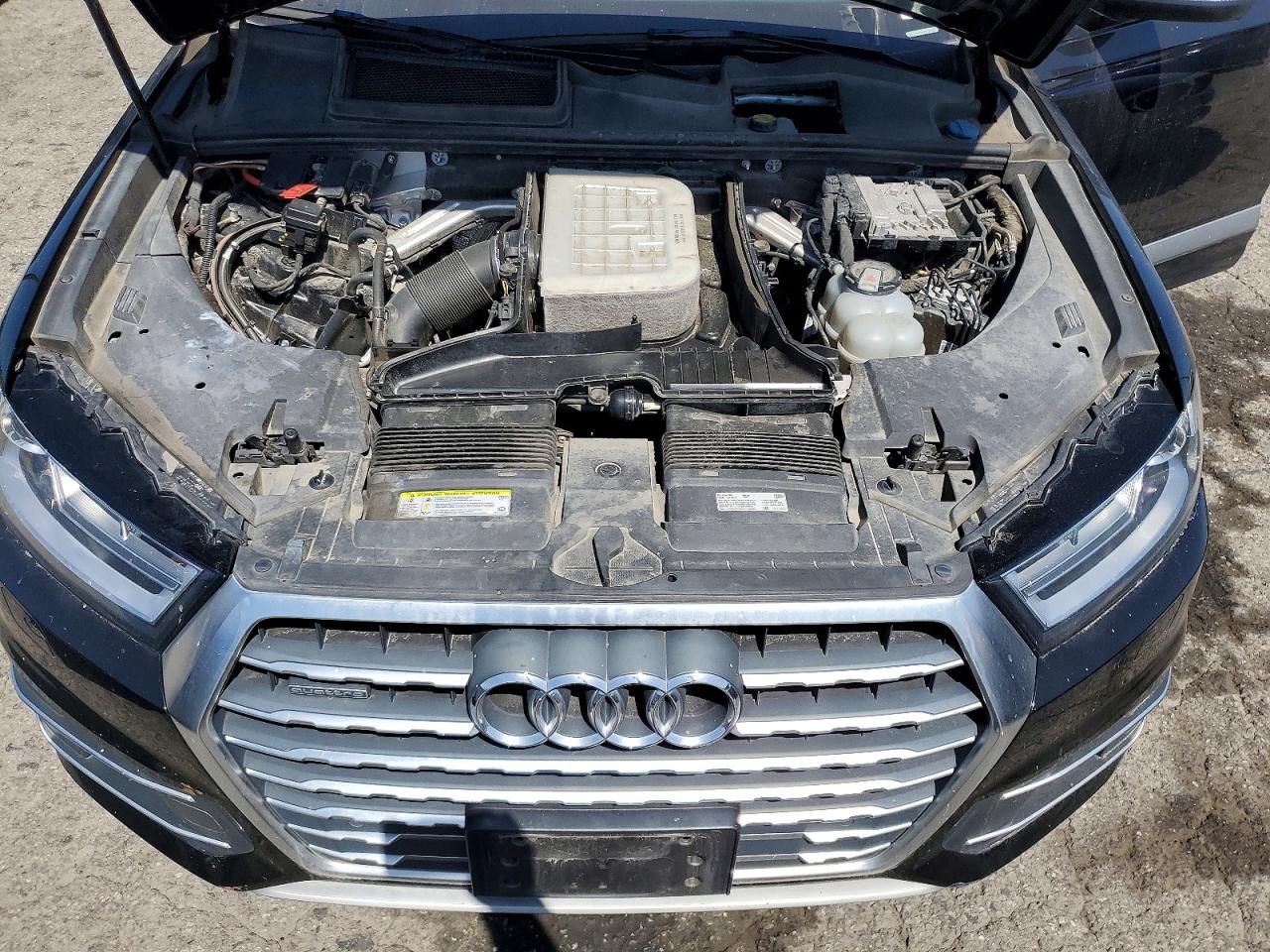AUDI Q7 2019 — 13
