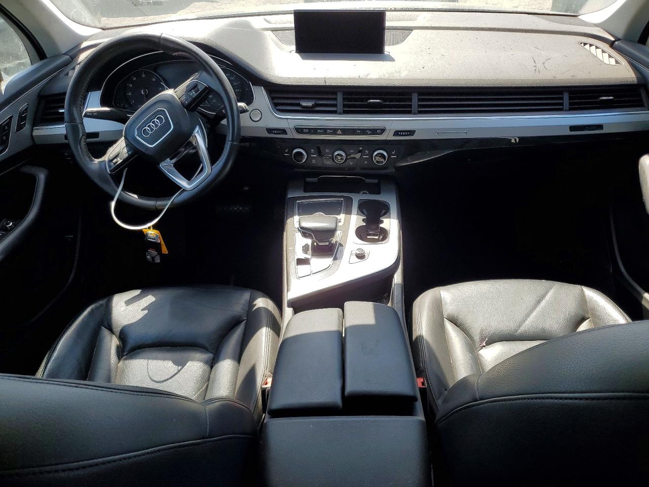 AUDI Q7 2019 — 9