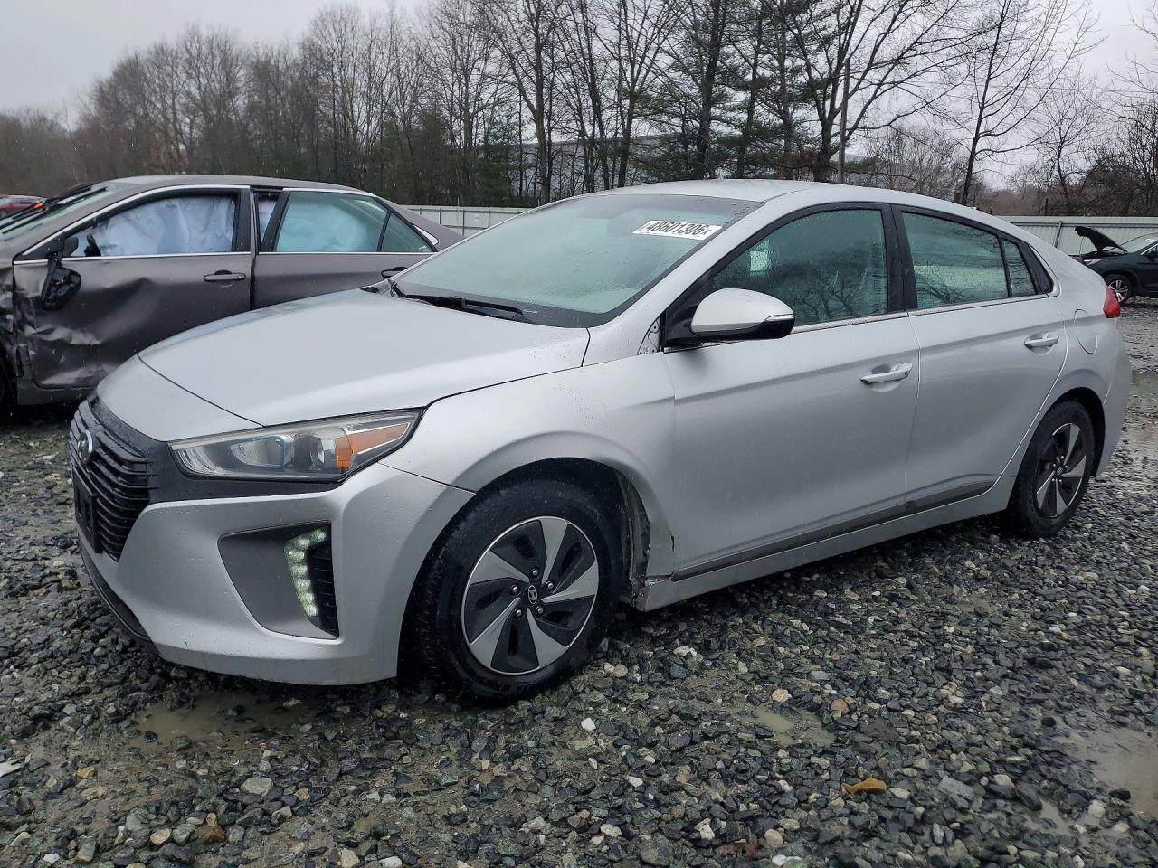 2017 HYUNDAI IONIQ HYBRID SEL