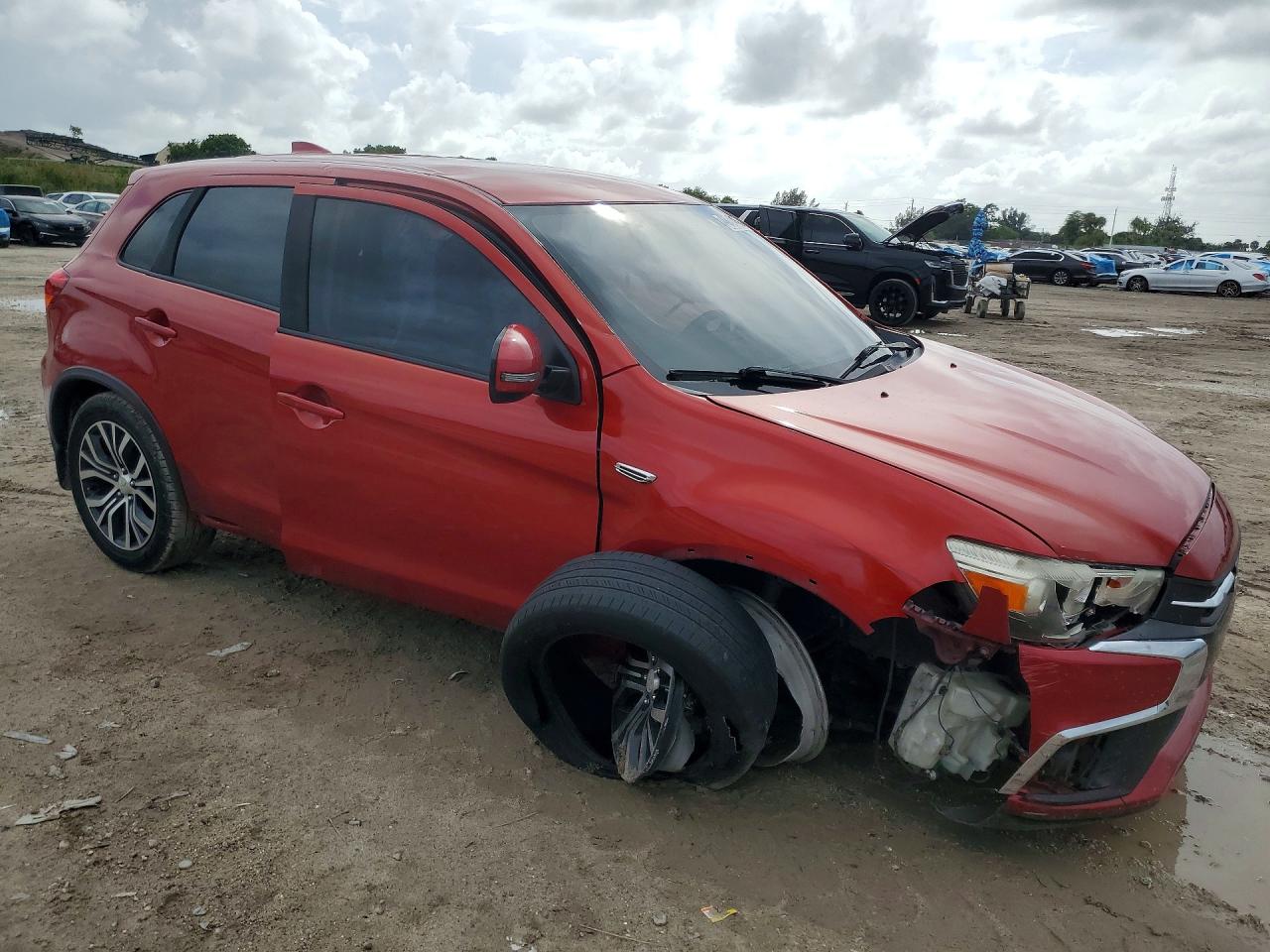 MITSUBISHI OUTLANDER SPORT 2018 — 5