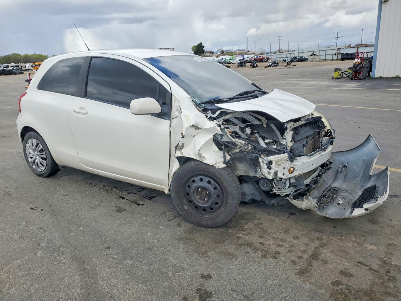 2008 TOYOTA YARIS