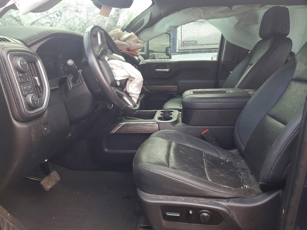 CHEVROLET SILVERADO 2021 — 8