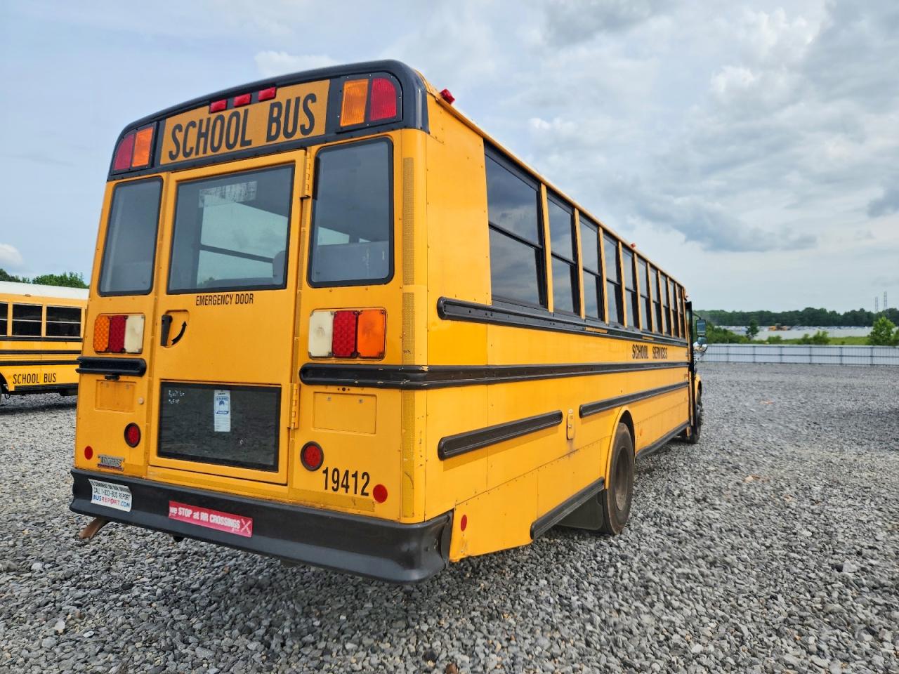 2011 THOMAS SAF-T-LINER C2