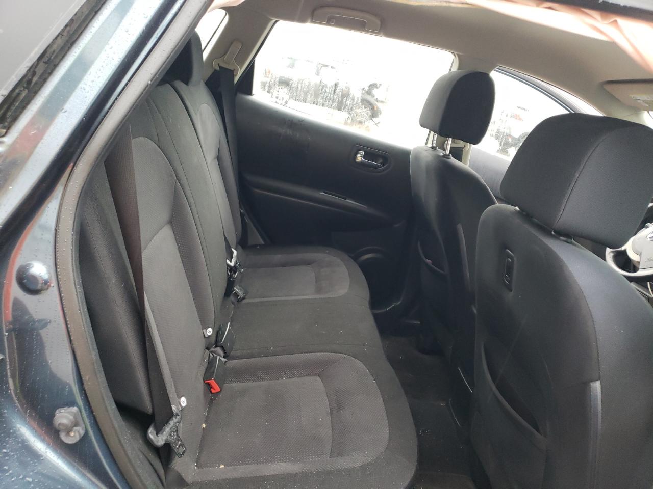 NISSAN ROGUE S 2013 — 12