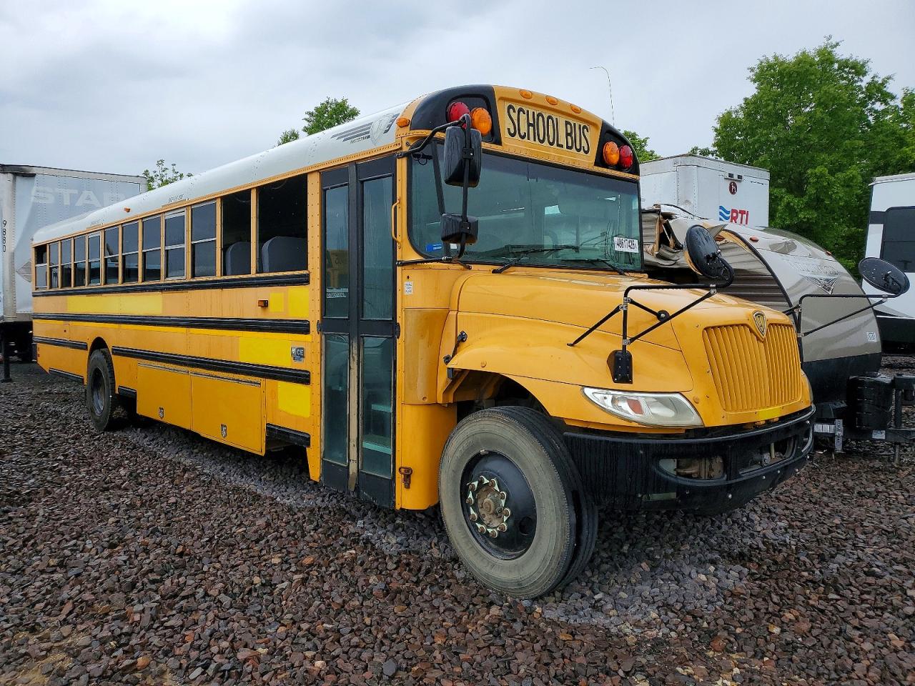 2013 IC CORPORATION CE SERIES SCHOOL