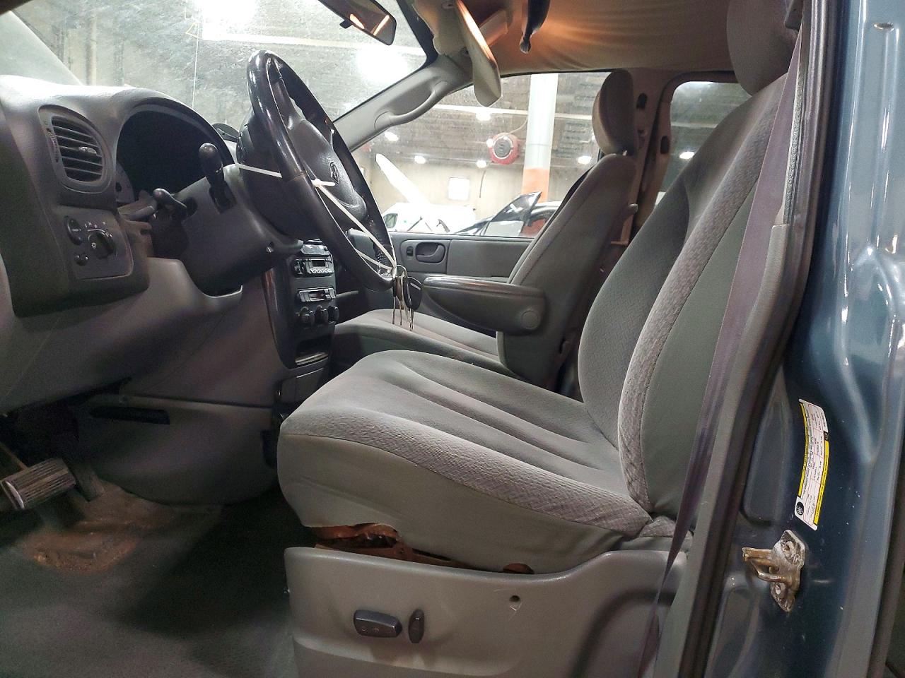 DODGE GRAND CARAVAN 2005 — 8