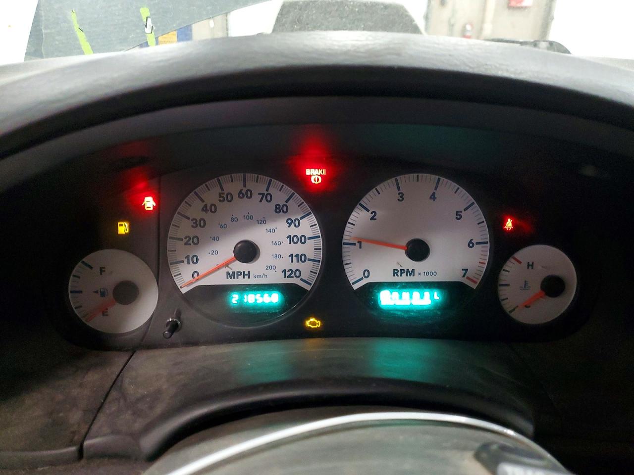 DODGE GRAND CARAVAN 2005 — 10