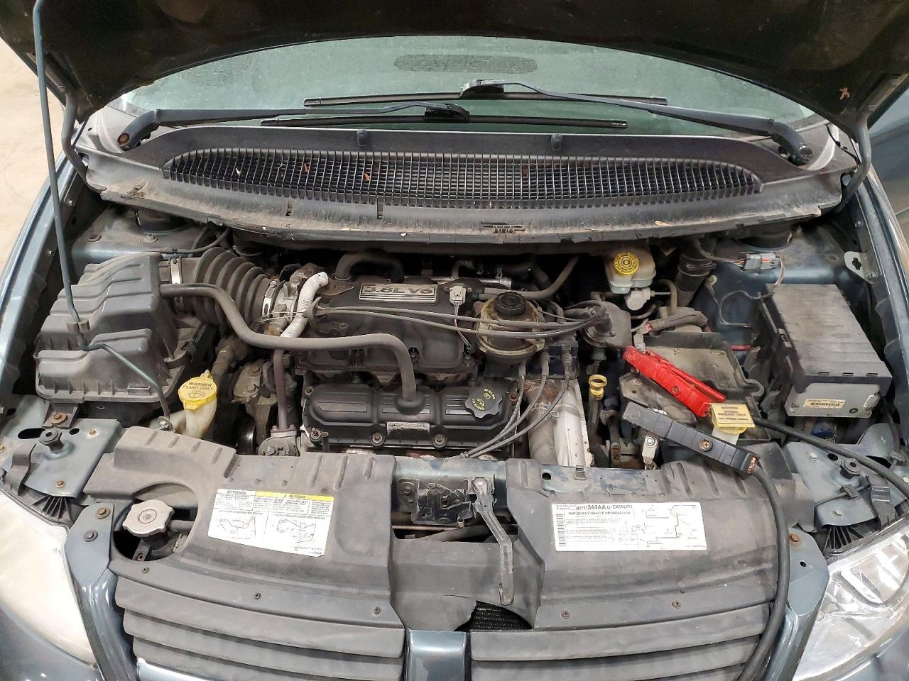 DODGE GRAND CARAVAN 2005 — 13