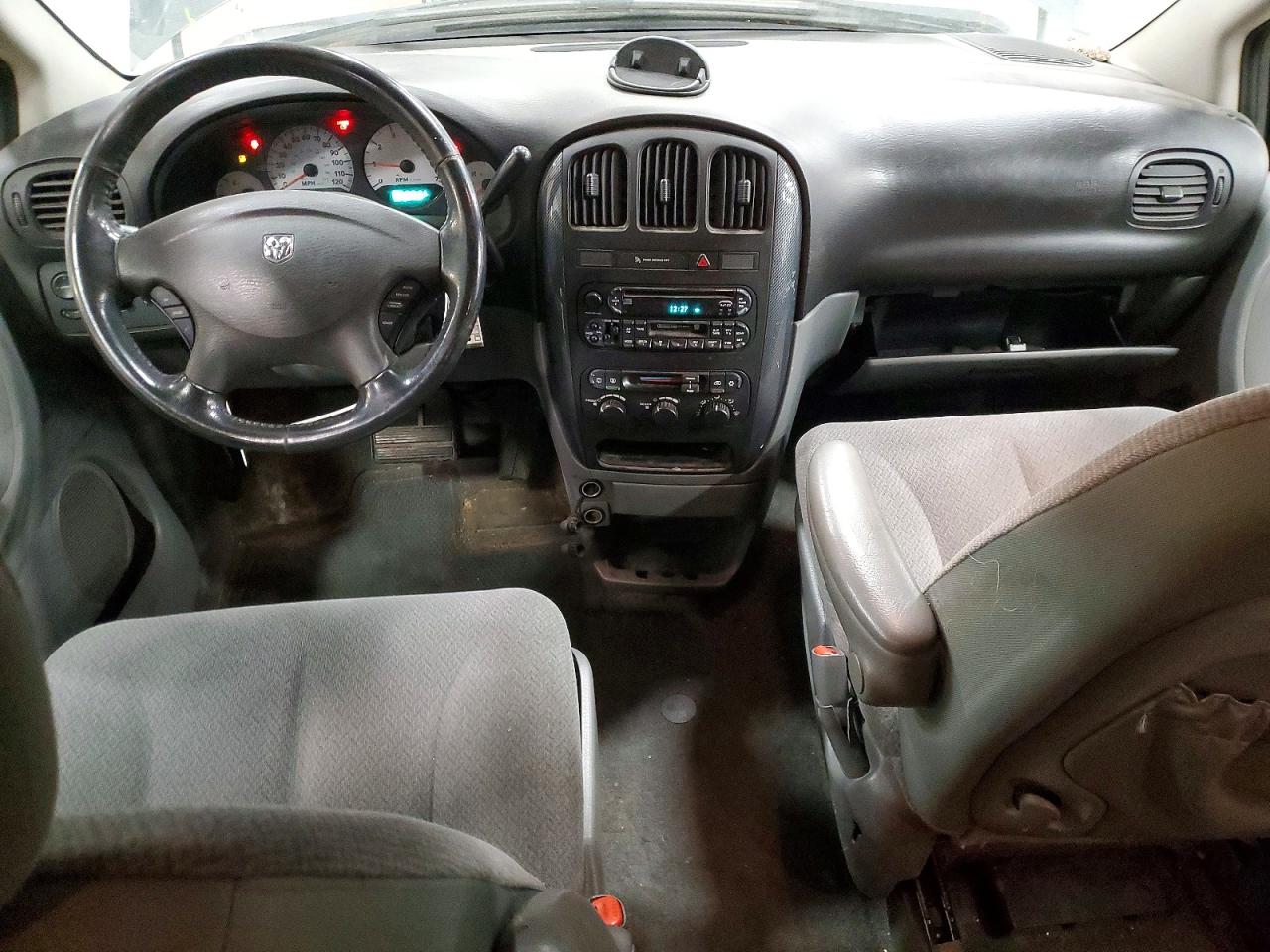 DODGE GRAND CARAVAN 2005 — 9