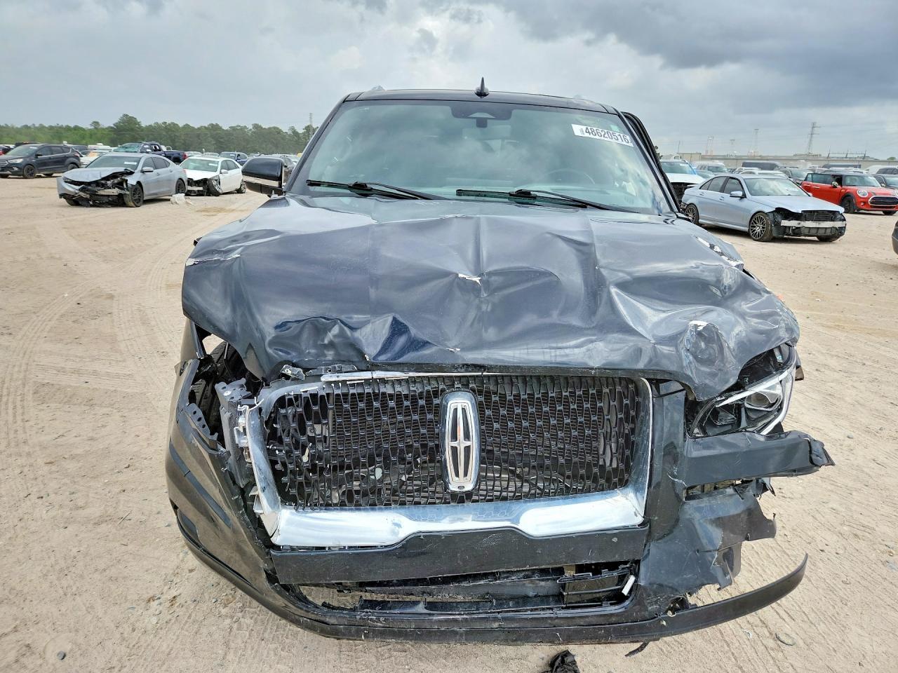 LINCOLN NAVIGATOR 2023 — 6
