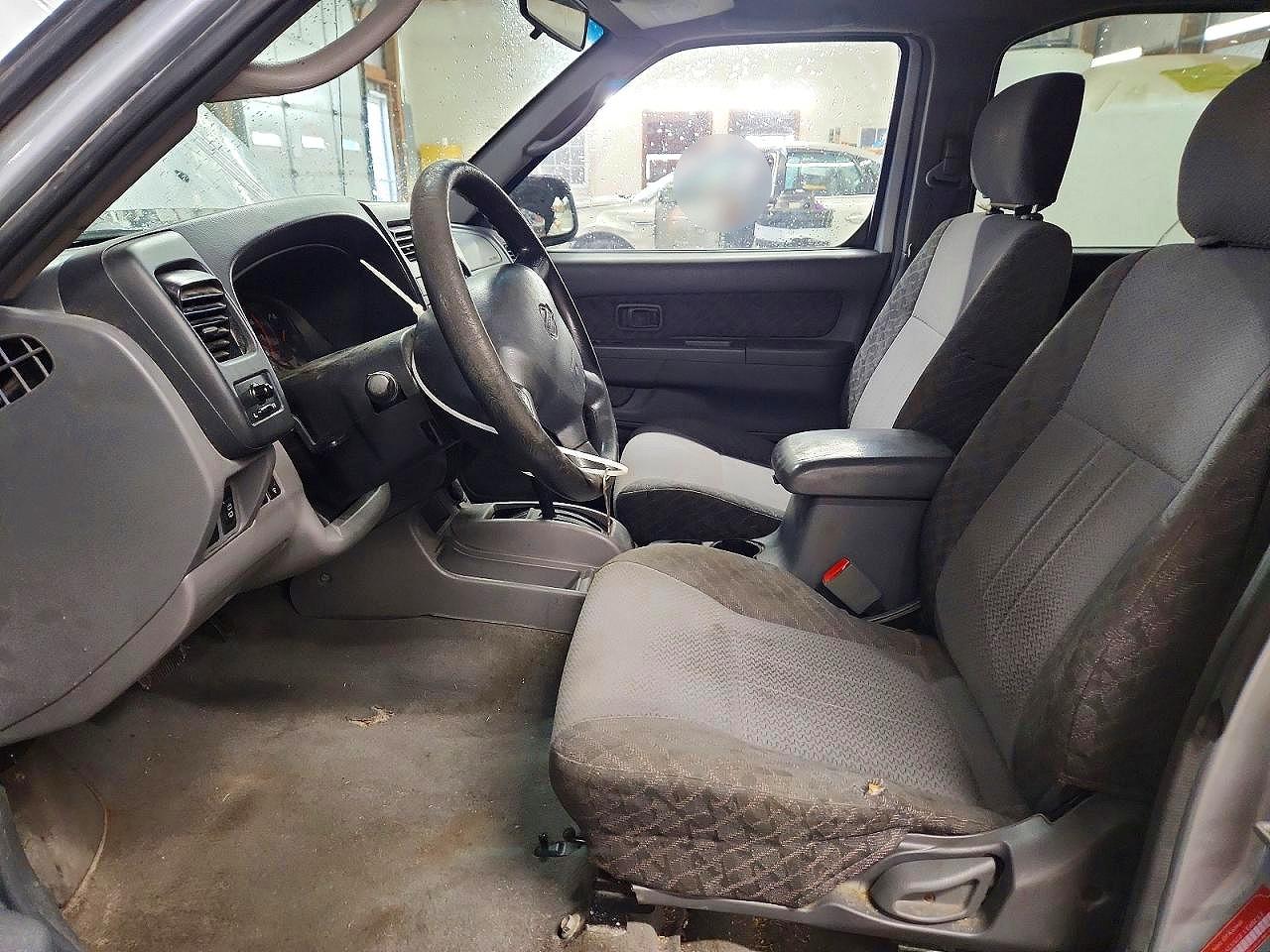 NISSAN XTERRA 2001 — 8