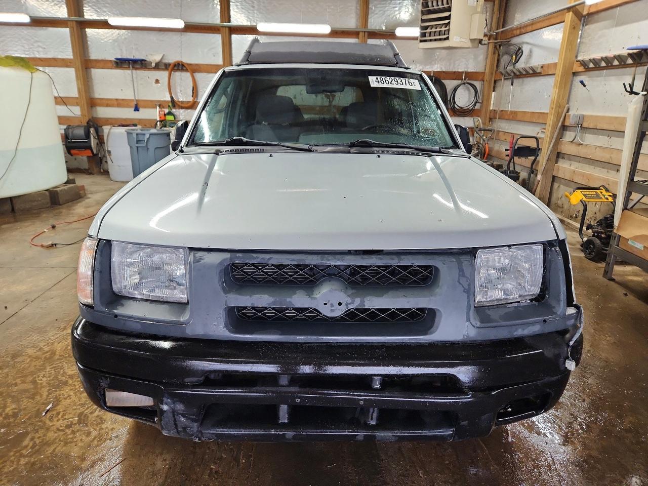 NISSAN XTERRA 2001 — 6