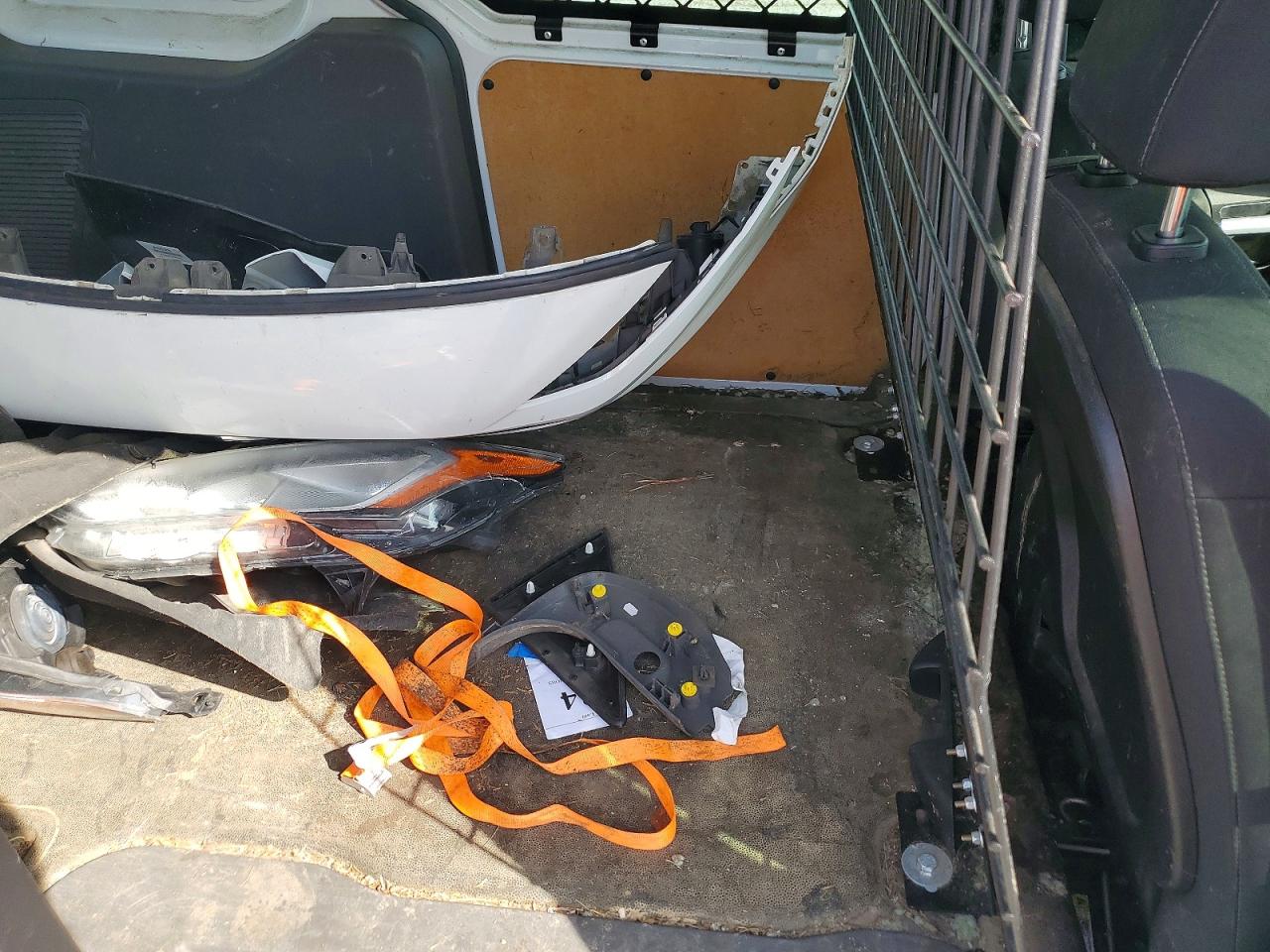 FORD TRANSIT CONNECT 2019 — 12