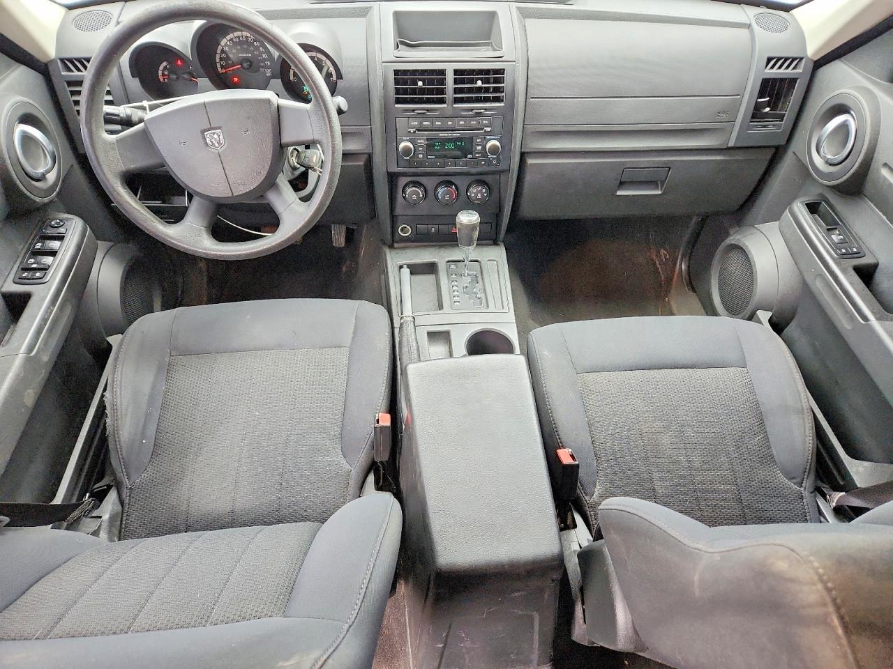 DODGE NITRO 2011 — 9