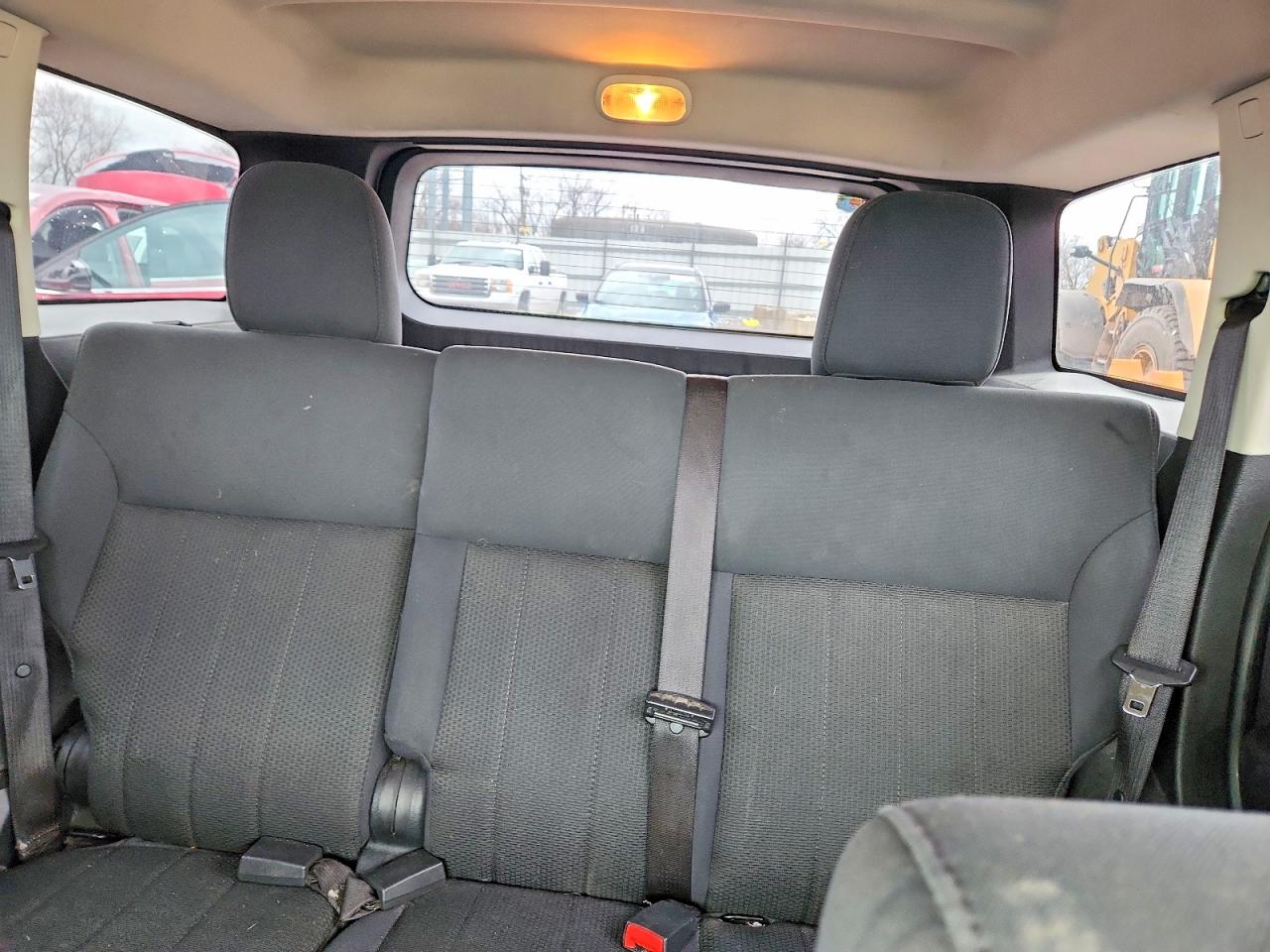 DODGE NITRO 2011 — 11
