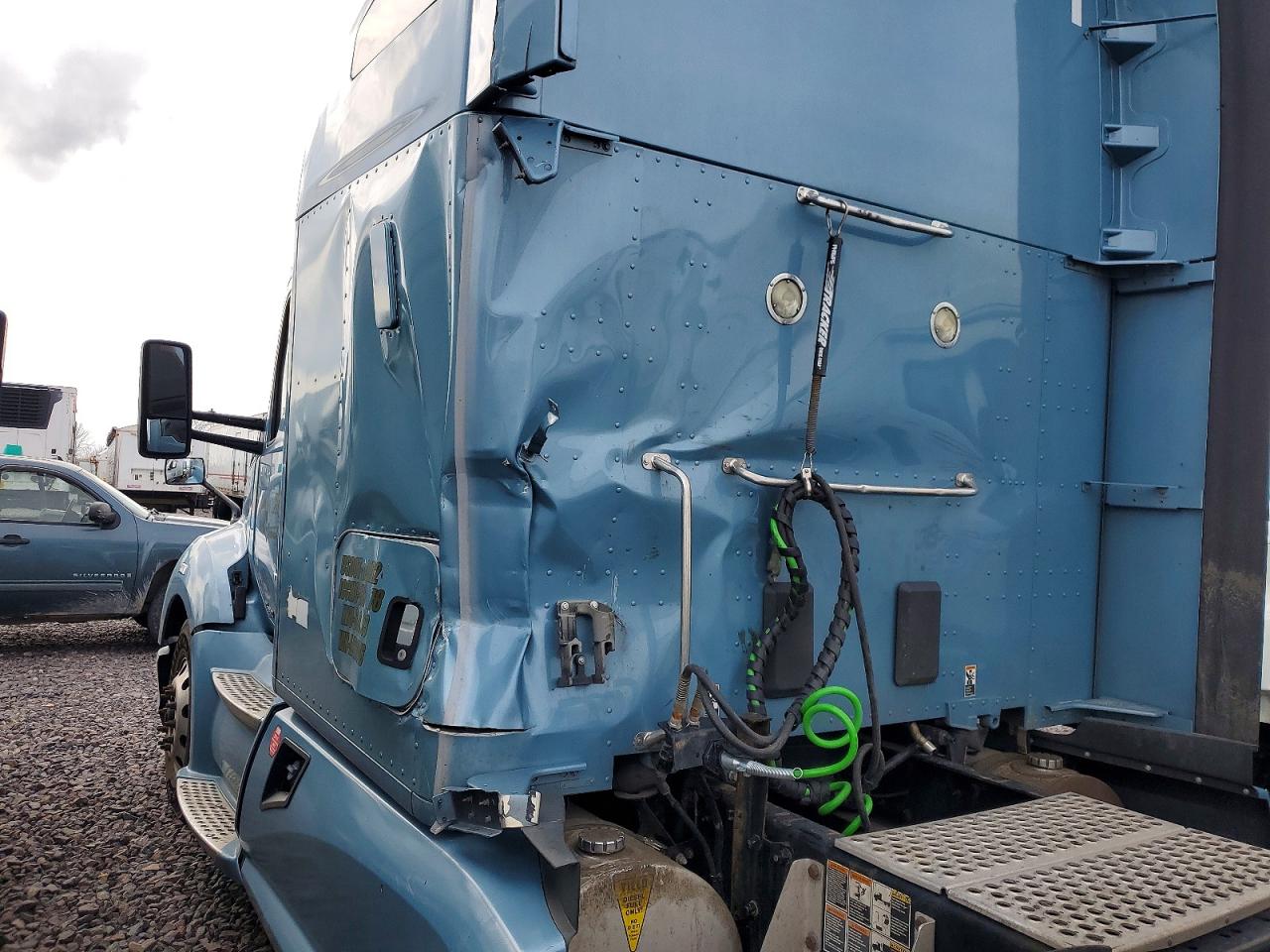 KENWORTH CONSTRUCTION 2020 — 10
