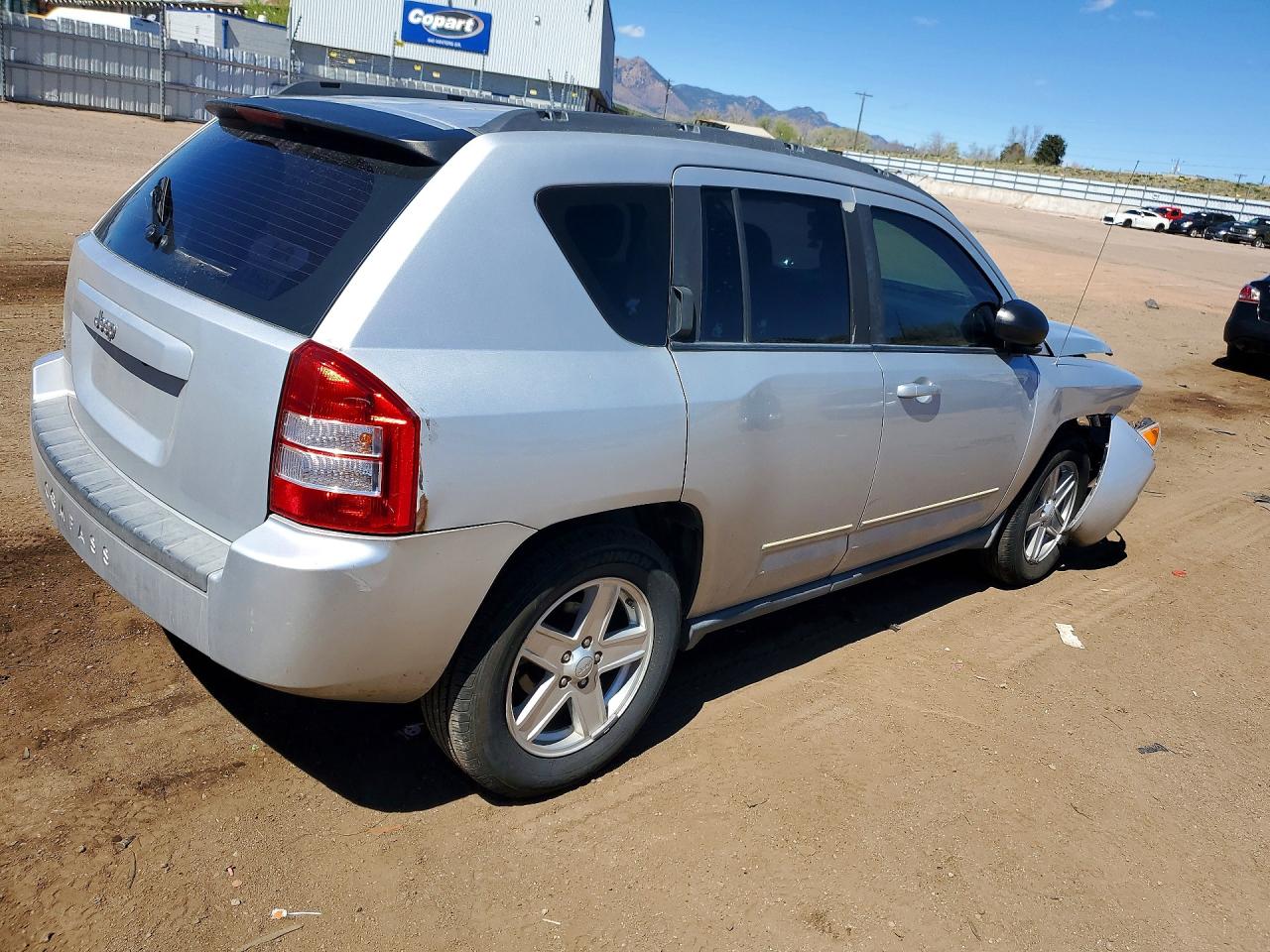 JEEP COMPASS 2010 — 4