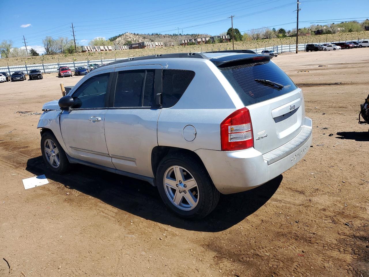 JEEP COMPASS 2010 — 3