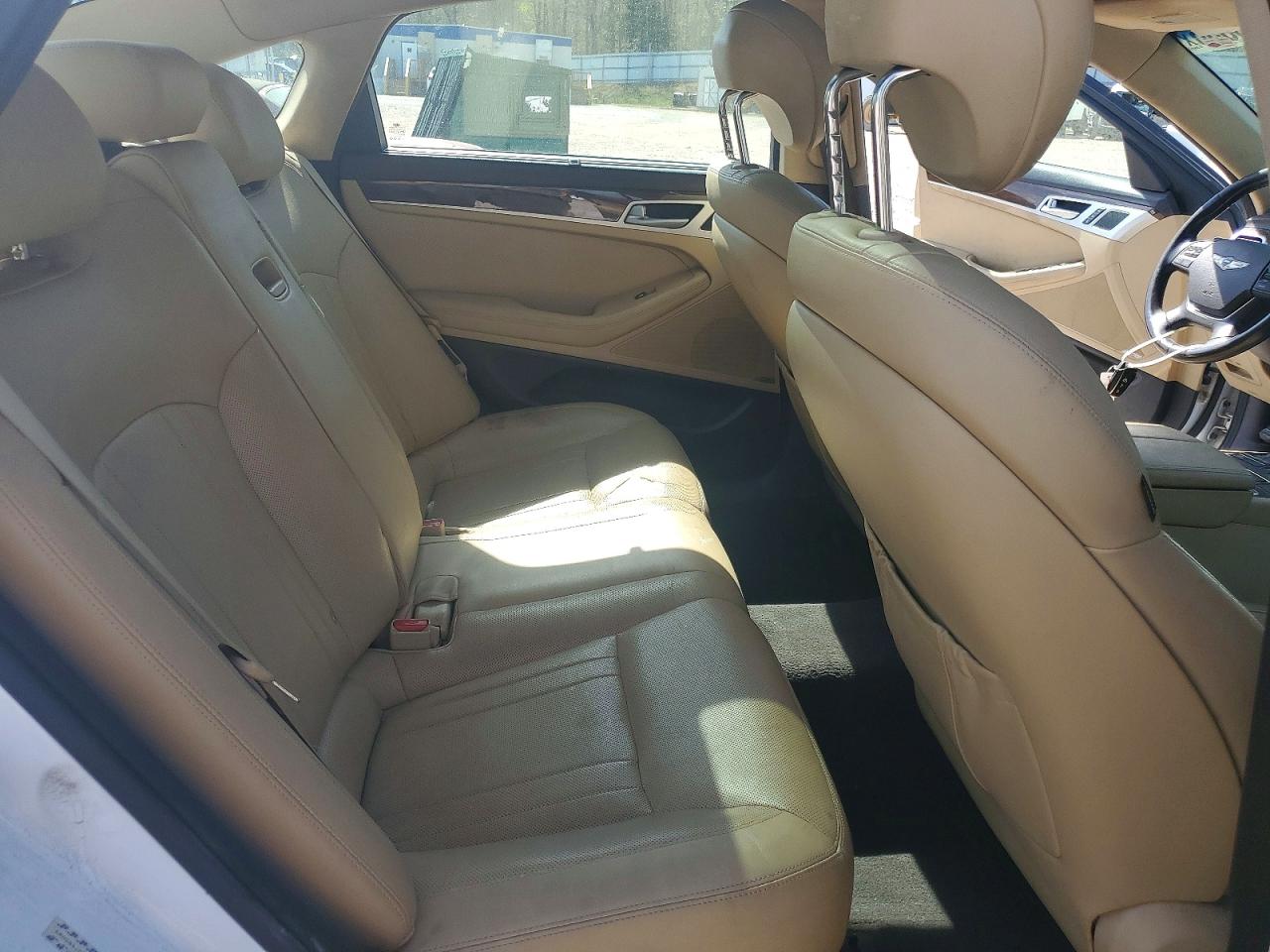 HYUNDAI GENESIS 2016 — 11