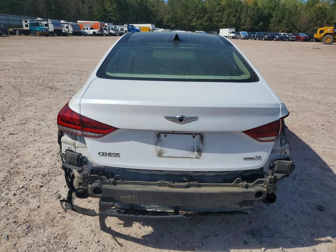 HYUNDAI GENESIS 2016 — 7