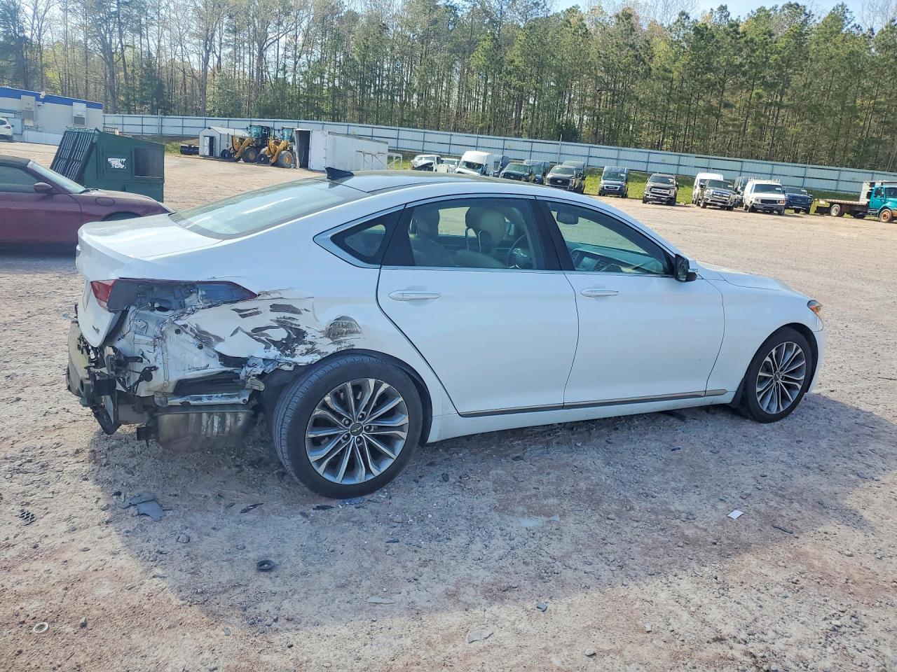HYUNDAI GENESIS 2016 — 4