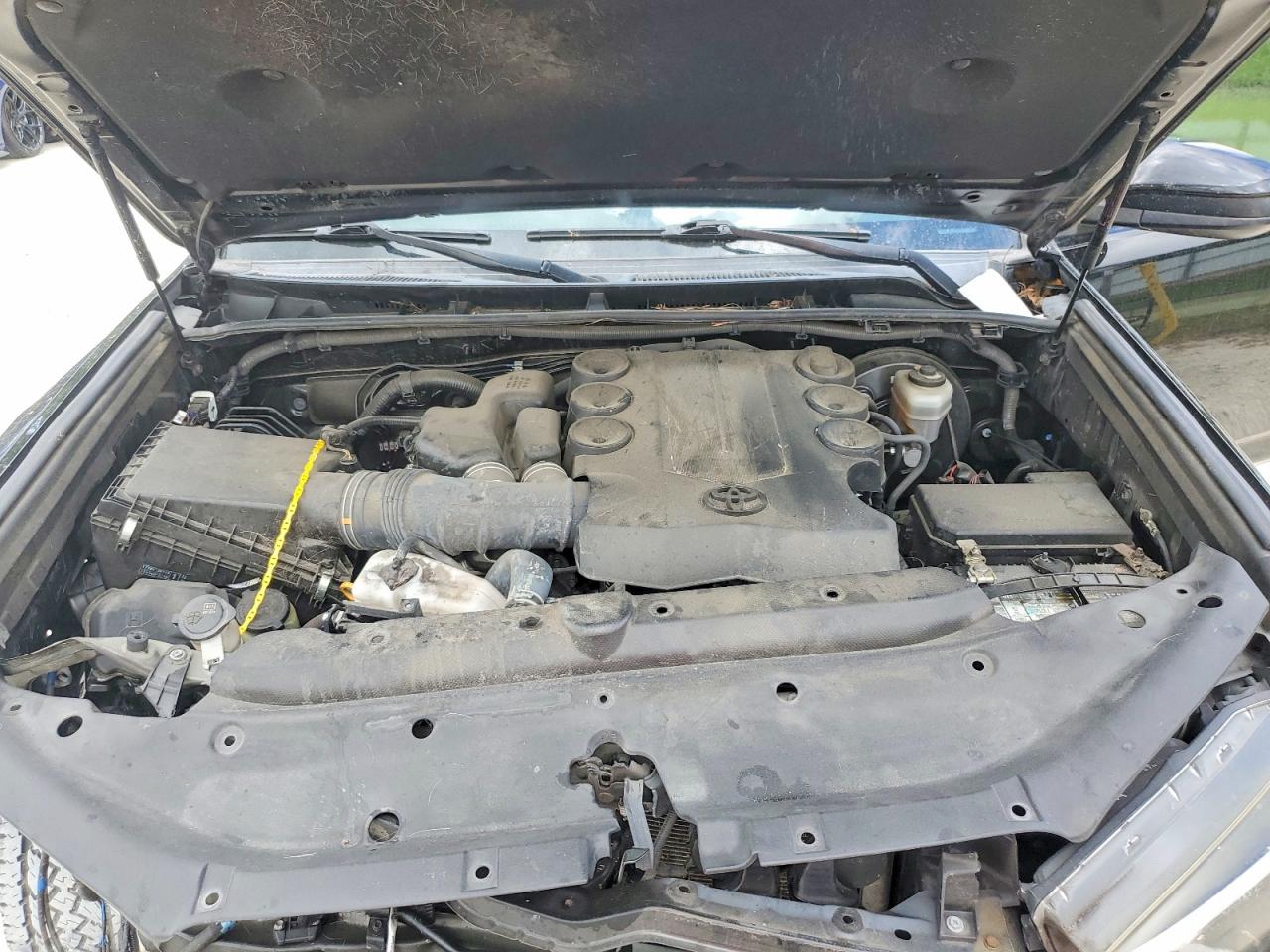 TOYOTA 4RUNNER 2018 — 13