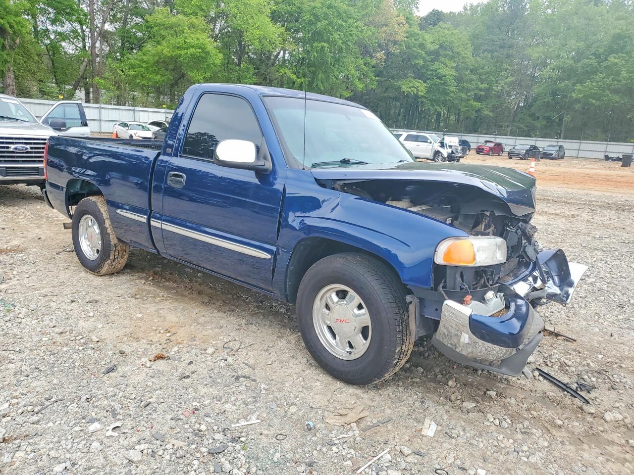 GMC NEW SIERRA 2002 — 5