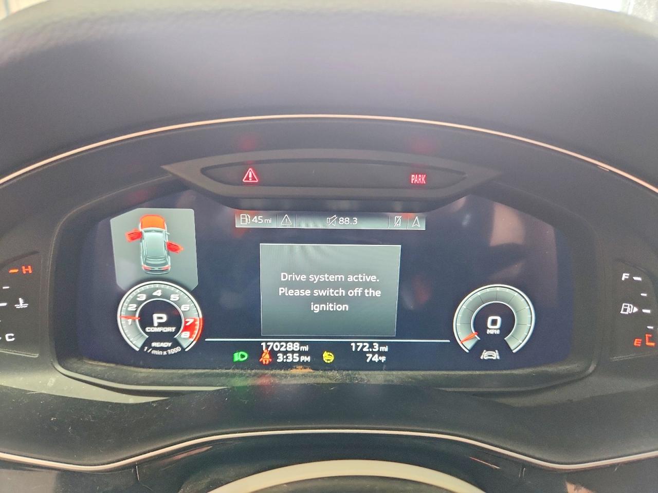 AUDI Q7 2021 — 10