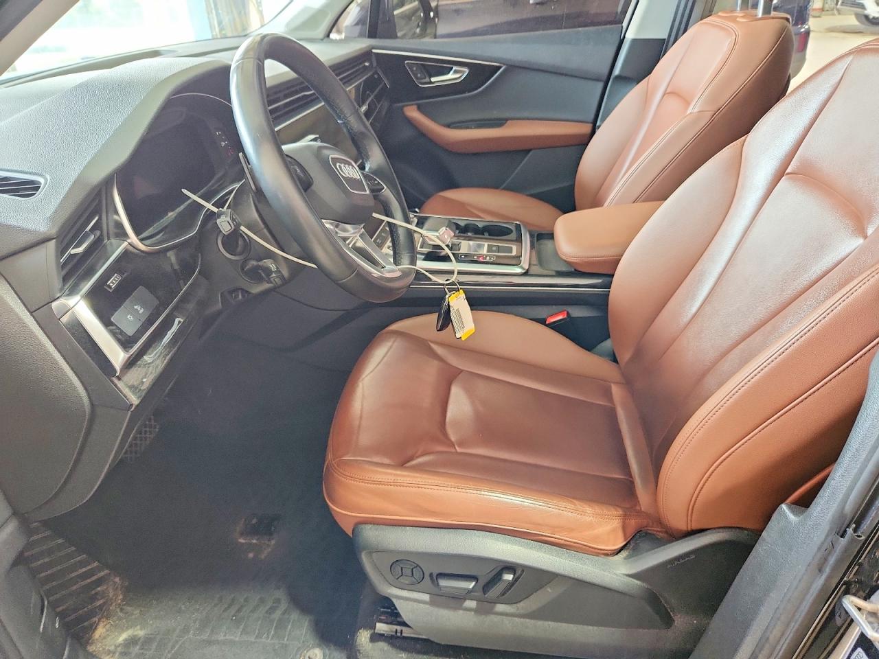 AUDI Q7 2021 — 8