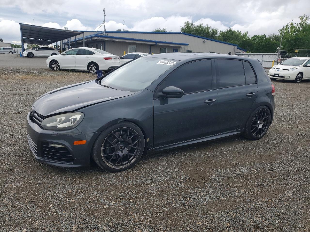 2013 VOLKSWAGEN GOLF R